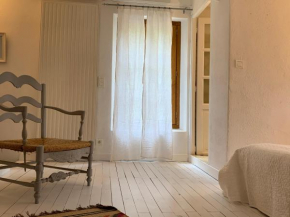 Гостиница Bergerie de charme à Moustiers  Мустье-Сент-Мари